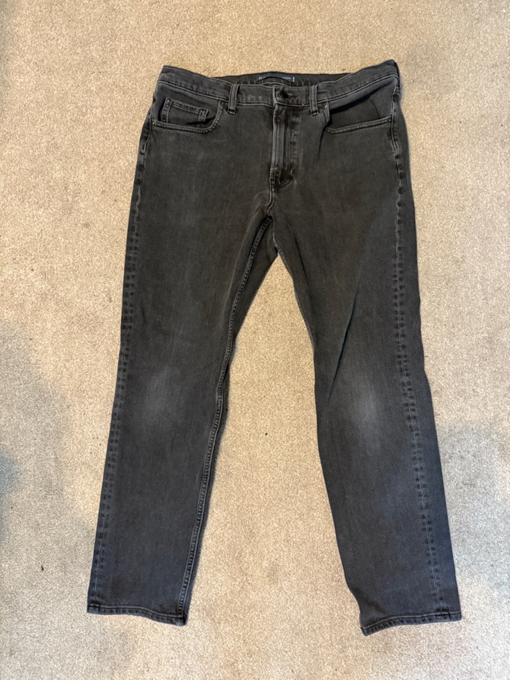 Everlane Uniform Vintage Black Wash Slim Fit Jeans Size 35 X 30